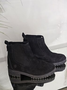 Timberland Black Suede Chelsea Lug Ankle Boots